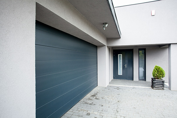 Pose de porte de garage à Cambrai